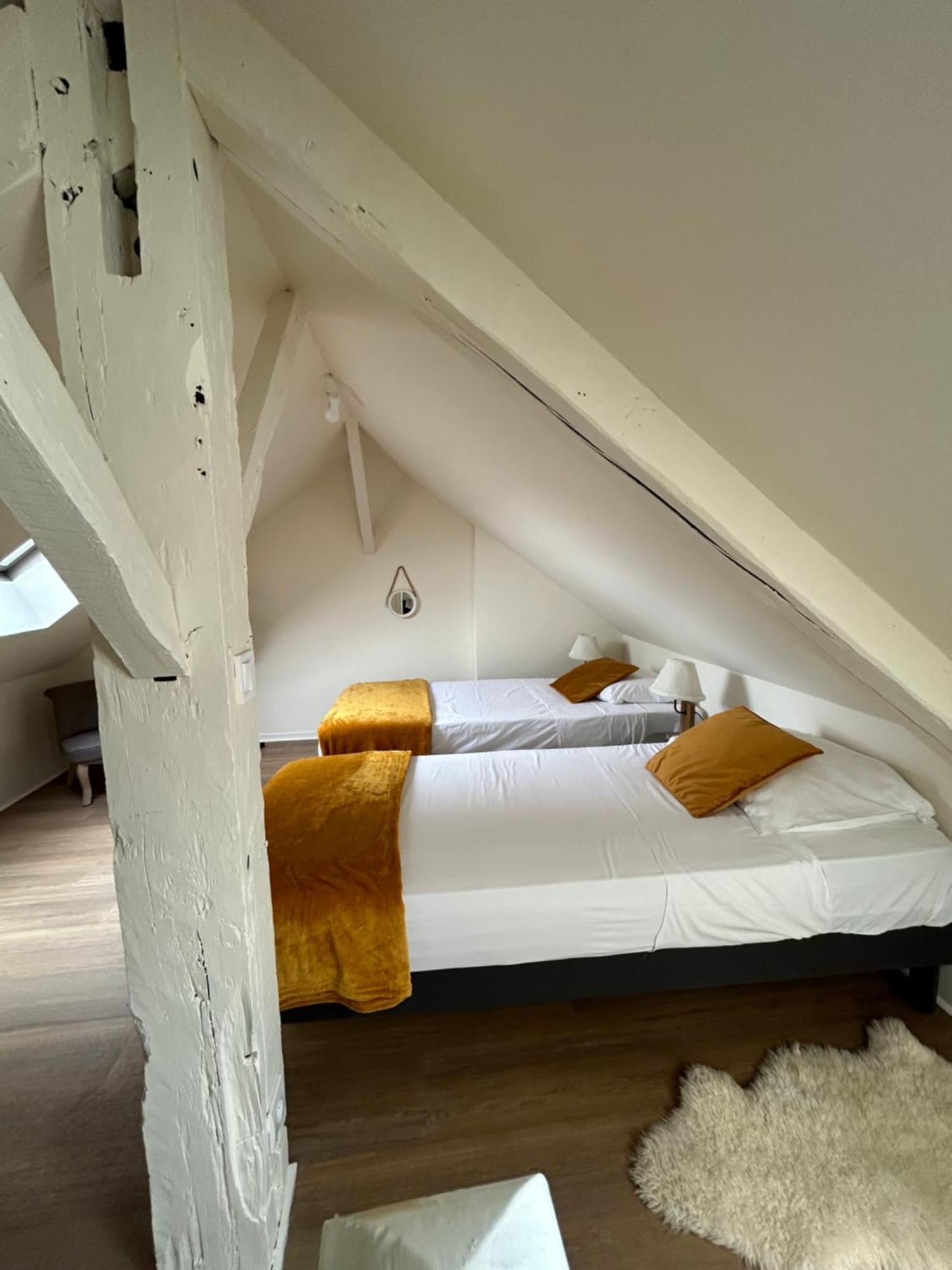 Le Duplex Ou L'Appart D'Agnes" Honfleur Exterior foto